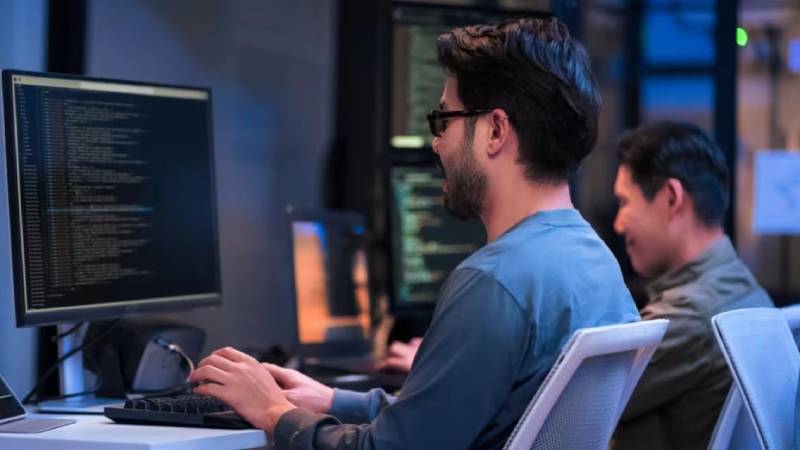 AI开发人才画像：旌德县AI软件开发所需核心开发者特质解析